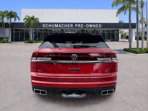 Used 2024 Volkswagen Atlas Cross Sport SEL Premium R-Line AWD/4WD image 6