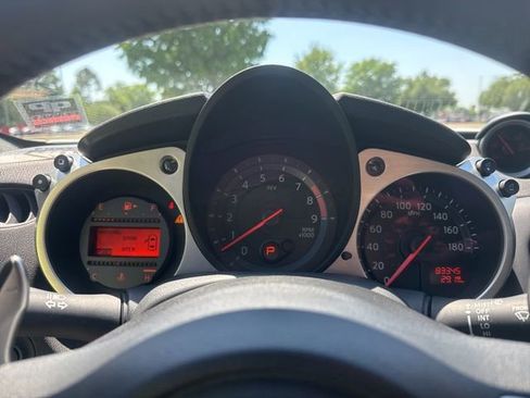 Used 2020 Nissan 370Z Touring Sport RWD image 23