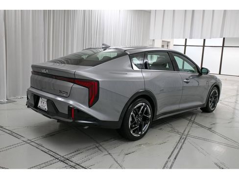 Used 2025 Kia K4 GT-Line image 7