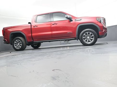 Used 2024 GMC Sierra 1500 AT4 w/ Technology Package AWD/4WD image 30