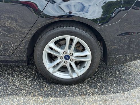 Used 2018 Ford Fusion S FWD image 12
