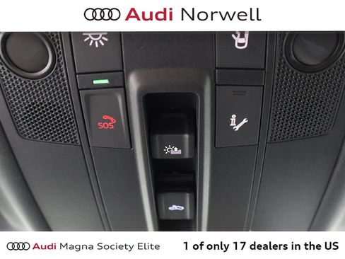 Used 2023 Audi Q3 2.0T Premium Plus w/ Premium Plus Package AWD/4WD image 9
