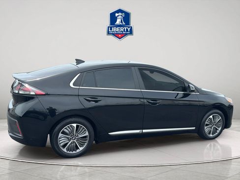 Used 2022 Hyundai Ioniq SEL FWD image 12