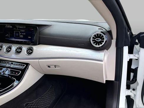 Used 2018 Mercedes-Benz E 400 Cabriolet image 16