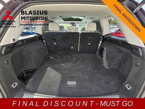 Used 2022 Jeep Grand Cherokee Overland w/ Luxury Tech Group IV image 33