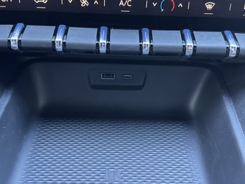 New 2026 GMC Terrain Elevation image 53