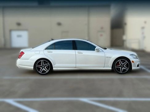 Used 2012 Mercedes-Benz S 63 AMG image 10