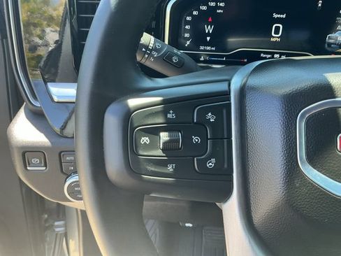 Used 2024 GMC Sierra 2500 SLT w/ SLT Premium Package AWD/4WD image 15