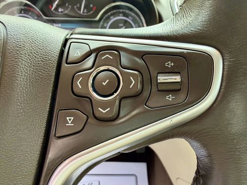 Used 2016 Buick Regal Premium FWD image 22