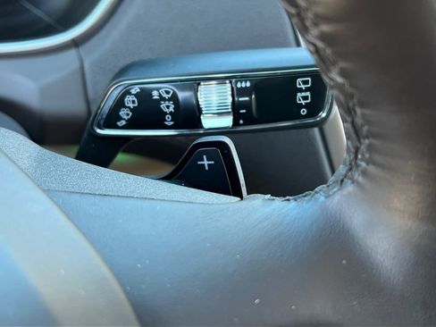 Used 2020 Lincoln Nautilus Reserve image 30