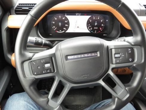 Used 2020 Land Rover Defender 110 X image 23