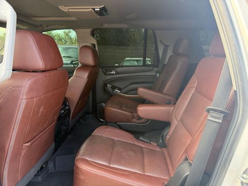 Used 2020 Chevrolet Tahoe Premier w/ Premier Plus Edition image 11