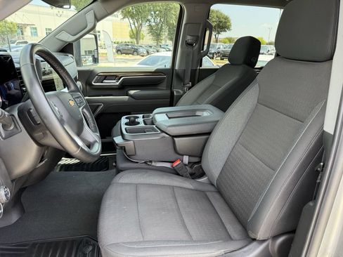 Used 2025 Chevrolet Silverado 2500 LT w/ Convenience Package AWD/4WD image 23