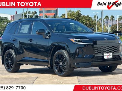 New 2026 Toyota RAV4 XSE w/ Panoramic Sun Roof Package