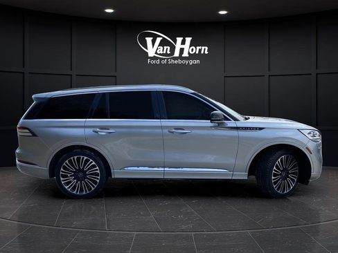 Used 2023 Lincoln Aviator Black Label w/ Dynamic Handling Package AWD/4WD image 8