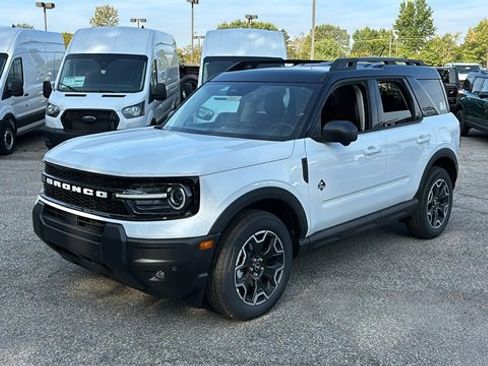 New 2025 Ford Bronco Sport Outer Banks w/ Outer Banks Tech Package+ image 2
