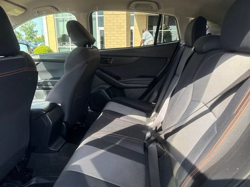 Used 2022 Subaru Crosstrek 2.0i Premium AWD/4WD image 19