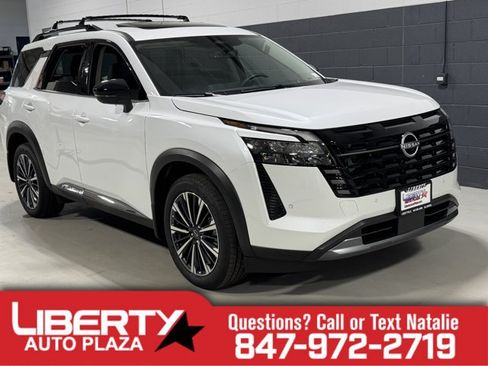 New 2026 Nissan Pathfinder Platinum AWD/4WD image 1