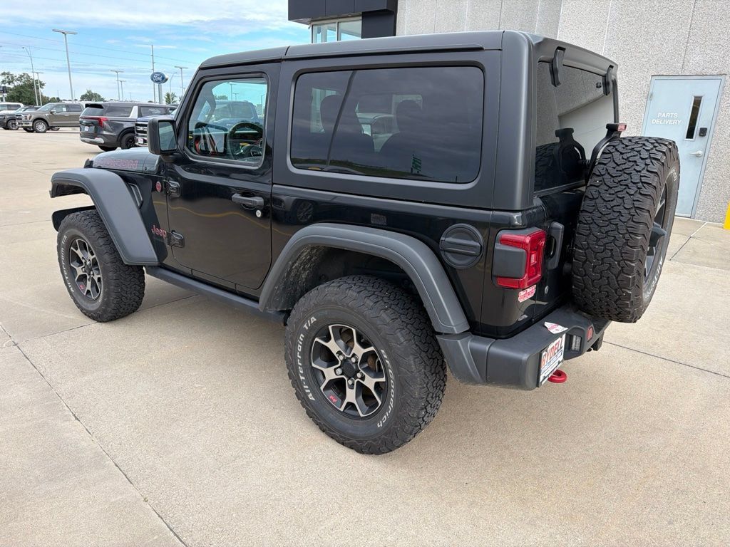 Used 2018 Jeep Wrangler Rubicon AWD/4WD image 7