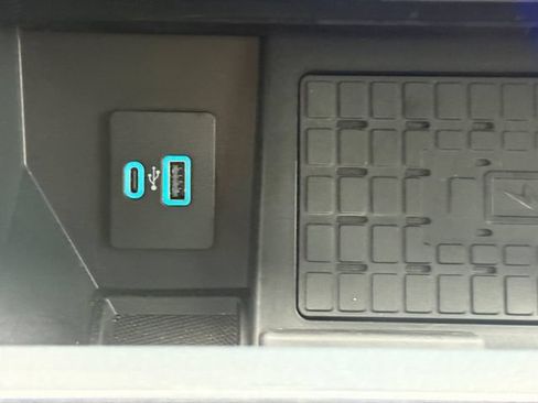 Used 2024 Ford F150 Raptor AWD/4WD image 6
