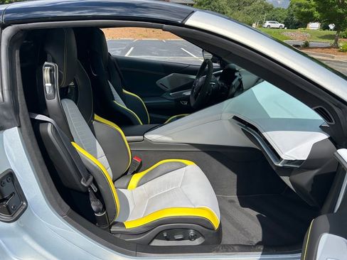 Certified 2021 Chevrolet Corvette Stingray Premium Cpe w/ Body-Color Dual Roof Package RWD image 43