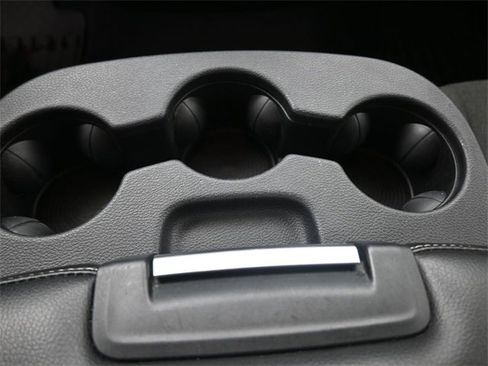 Used 2021 RAM 1500 Classic Warlock w/ Trailer & Traction Group image 9