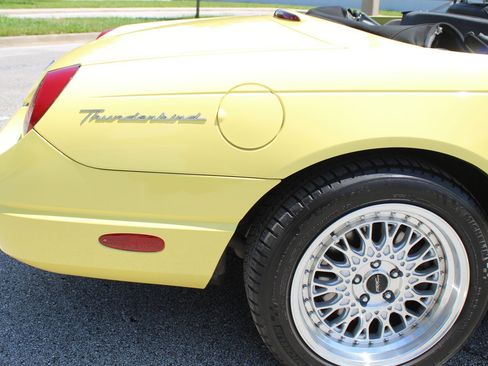 Used 2002 Ford Thunderbird RWD image 33