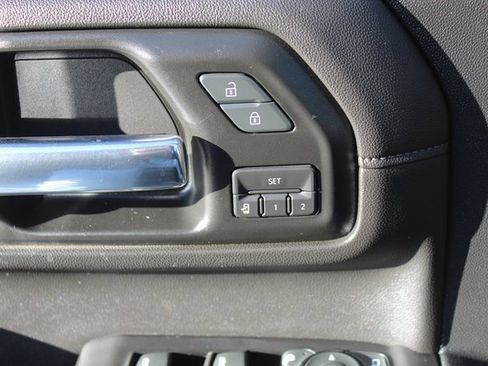 Used 2020 Chevrolet Silverado 2500 LTZ w/ LTZ Texas Edition image 51