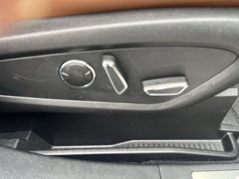 Used 2023 Lincoln Nautilus Reserve w/ Luxury Package image 29