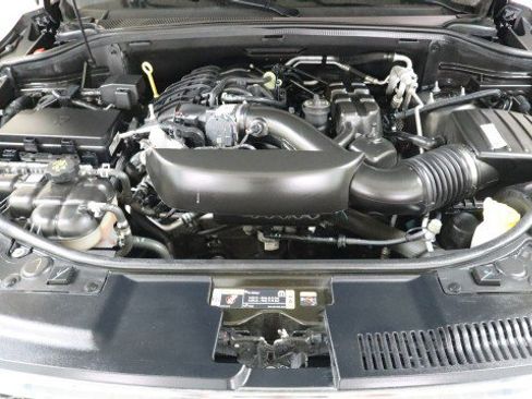 Used 2023 Dodge Durango SXT AWD/4WD image 22
