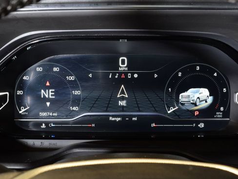 Used 2023 GMC Yukon Denali AWD/4WD image 24