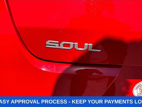 Used 2023 Kia Soul LX w/ LX Technology Package FWD image 29