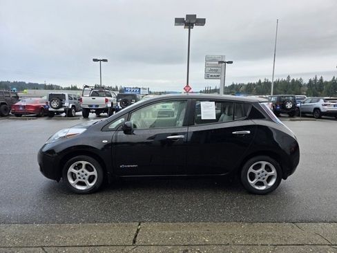 Used 2012 Nissan Leaf SL image 8