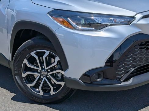 Used 2025 Toyota Corolla Cross AWD Hybrid image 10