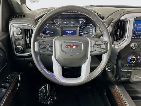 Used 2021 GMC Sierra 1500 Elevation w/ X31 Off-Road Package AWD/4WD image 11