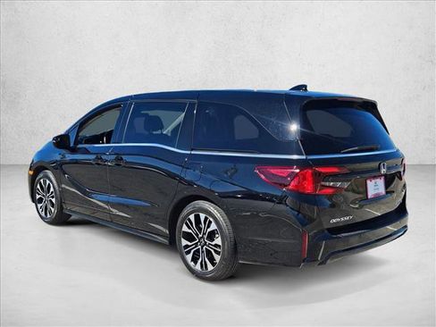 Used 2025 Honda Odyssey Elite image 8