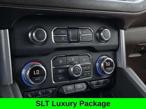 Used 2021 GMC Yukon SLT w/ SLT Premium Package AWD/4WD image 19