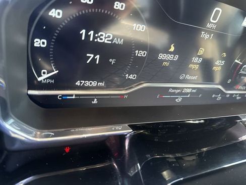 Used 2022 GMC Sierra 1500 Elevation AWD/4WD image 12