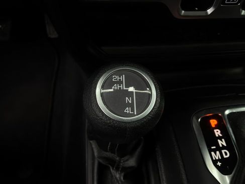 Used 2025 Jeep Wrangler Unlimited Sport AWD/4WD image 20