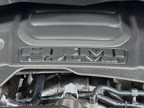 Used 2019 RAM 1500 Tradesman w/ SXT Appearance Group AWD/4WD image 42