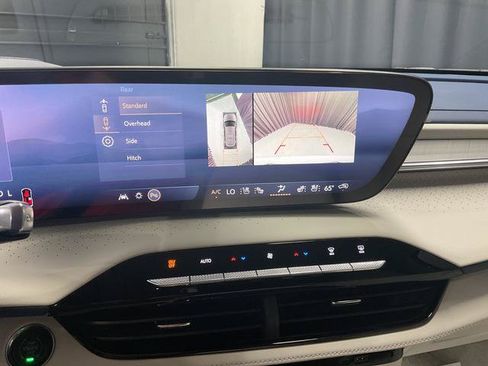 New 2026 Buick Enclave Avenir w/ Super Cruise Package FWD image 30