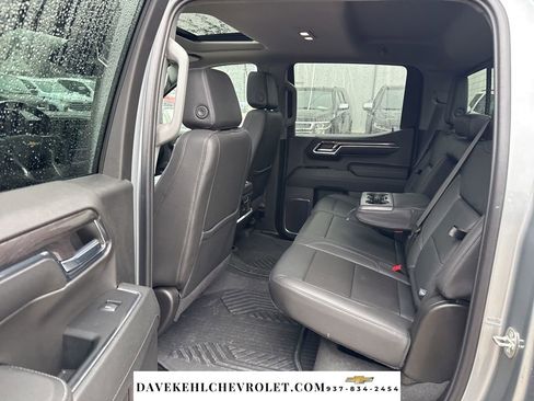 Used 2024 Chevrolet Silverado 1500 LTZ w/ LTZ Premium Package image 21