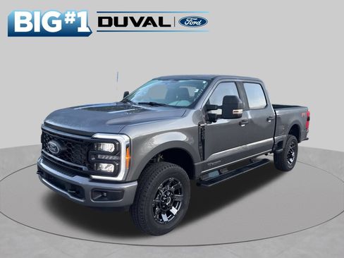 Used 2023 Ford F250 XL w/ STX Appearance Package AWD/4WD image 3