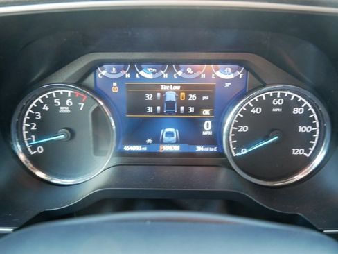 Certified 2022 Ford F150 XLT w/ Equipment Group 302A High image 22