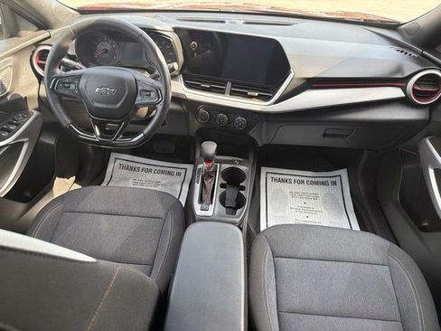 Used 2024 Chevrolet Trax RS w/ Driver Confidence Package FWD image 25