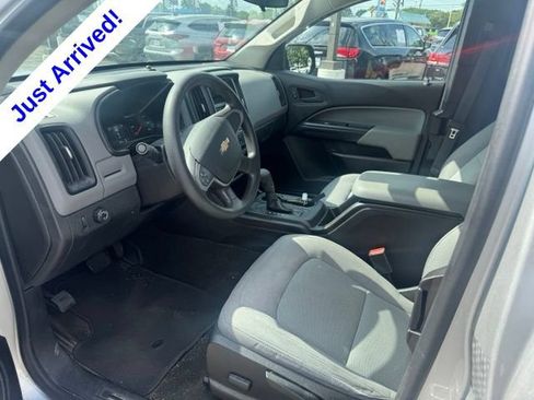 Used 2017 Chevrolet Colorado W/T w/ WT Convenience Package RWD image 10