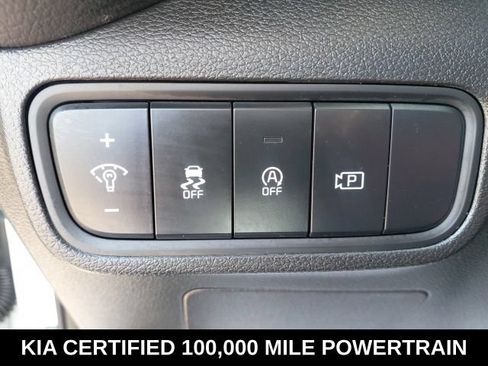 Certified 2025 Kia Soul S FWD image 18