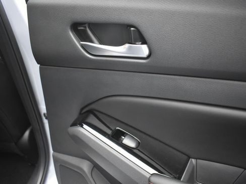 New 2025 Nissan Altima 2.5 SR image 19