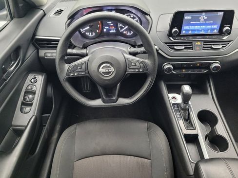 Used 2024 Nissan Altima 2.5 S image 22