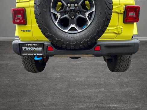 Used 2023 Jeep Wrangler Unlimited Rubicon 4xe w/ Steel Bumper Group image 28
